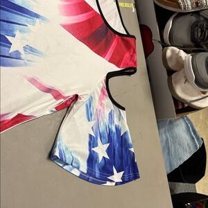 Vibrant Star Print Crop Top